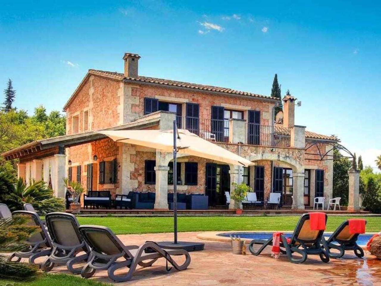 Ciclismo y golf junto a la playa Finca Son Sant Martí Gran Villa Muro Exterior foto